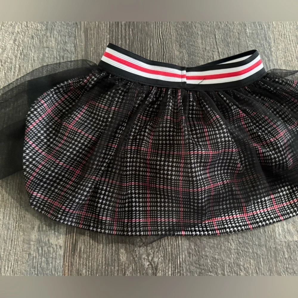 5 for $20✨Disney Minnie Mouse Party Tulle Plaid Skort size 3T Black Red Skirt‎